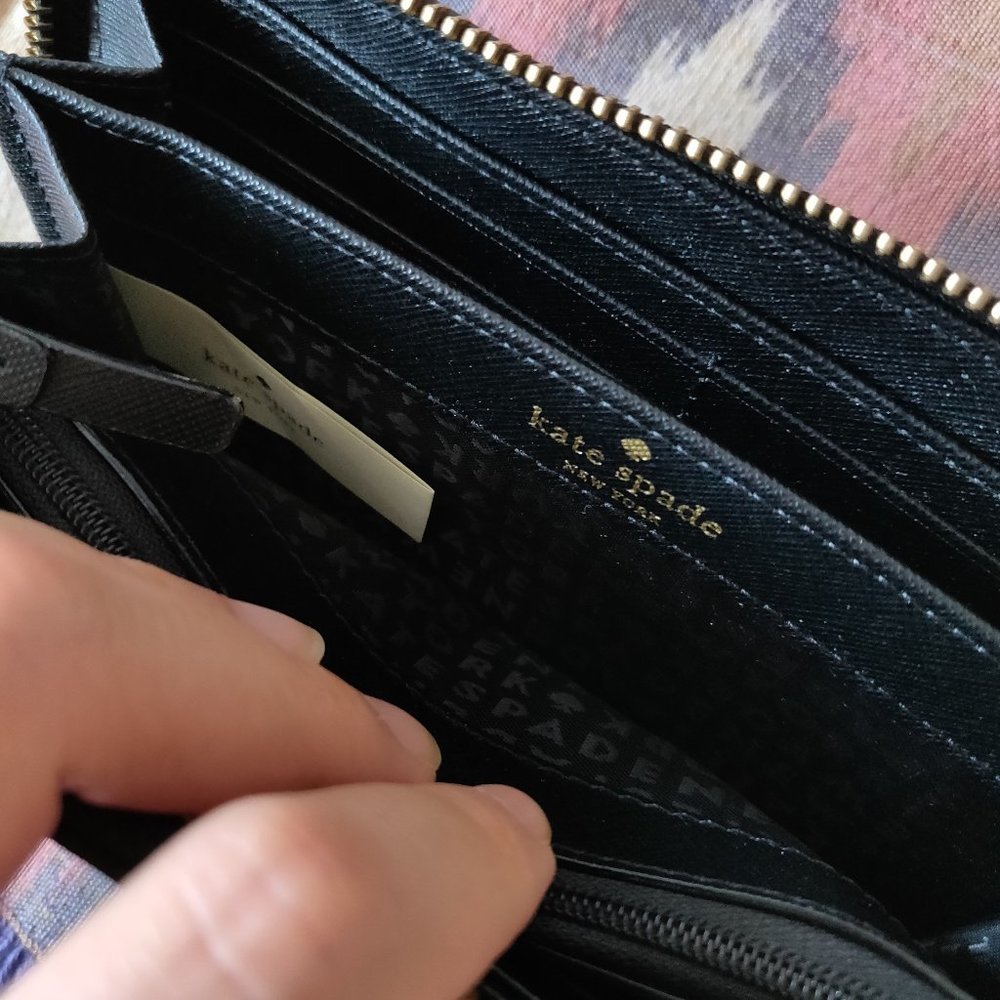 Kate Spade Wallet - Picture 4 of 7